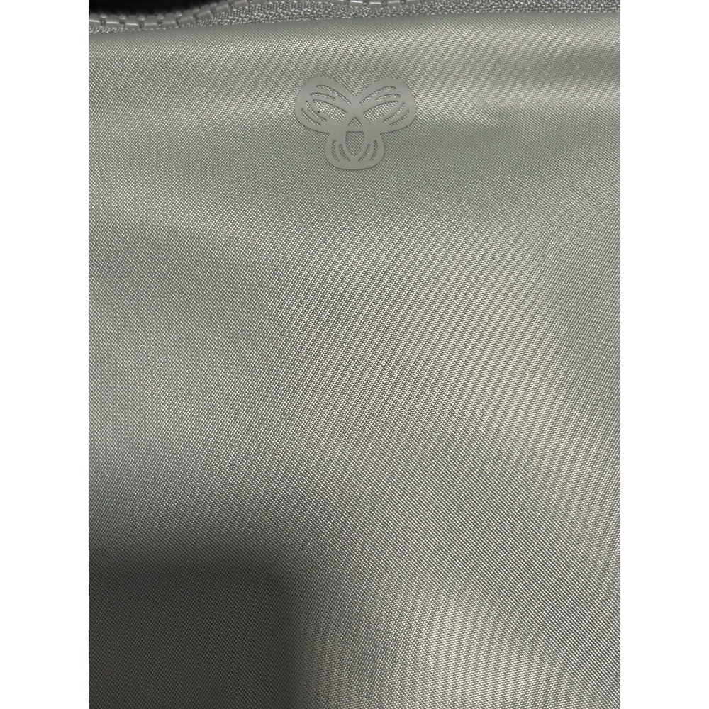 Aritzia TnAction On-The-Way Exposed Belt Bag Green NWOT WaterRepellent Crossbody - Picture 8 of 8
